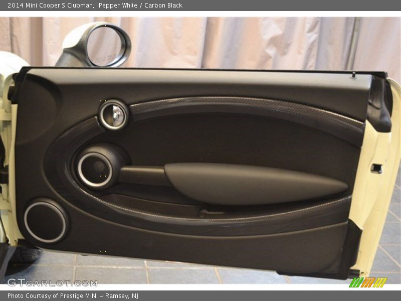 Pepper White / Carbon Black 2014 Mini Cooper S Clubman