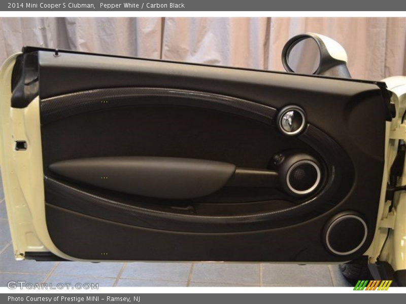 Pepper White / Carbon Black 2014 Mini Cooper S Clubman