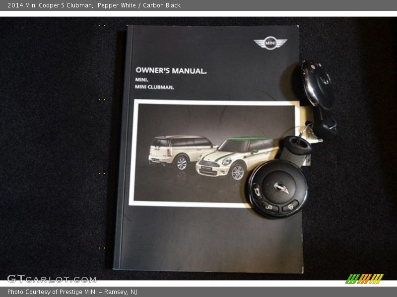 Pepper White / Carbon Black 2014 Mini Cooper S Clubman