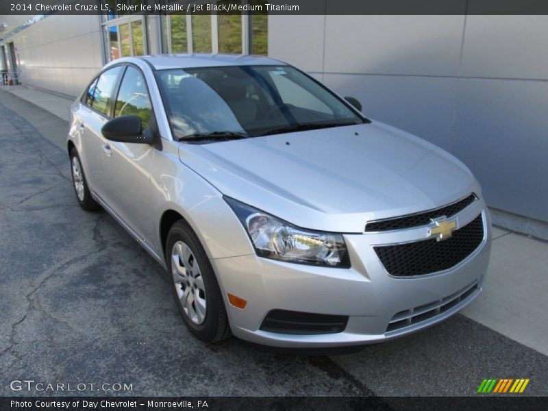 Silver Ice Metallic / Jet Black/Medium Titanium 2014 Chevrolet Cruze LS
