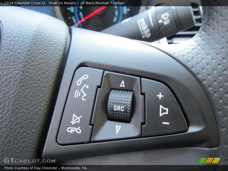 Silver Ice Metallic / Jet Black/Medium Titanium 2014 Chevrolet Cruze LS