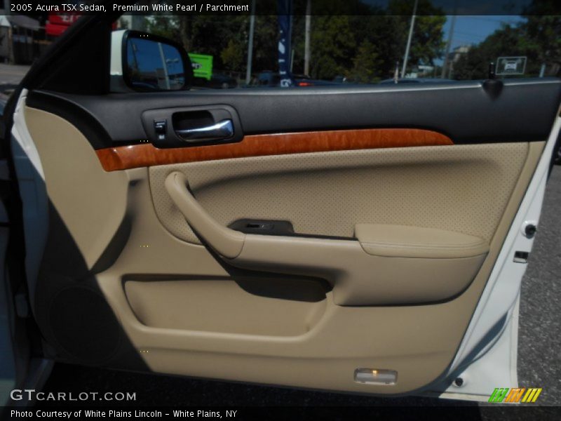 Premium White Pearl / Parchment 2005 Acura TSX Sedan