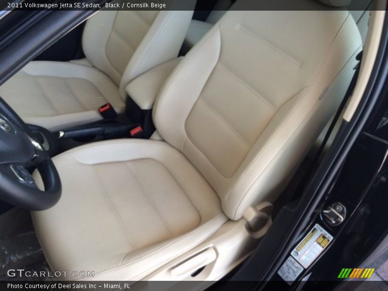 Black / Cornsilk Beige 2011 Volkswagen Jetta SE Sedan