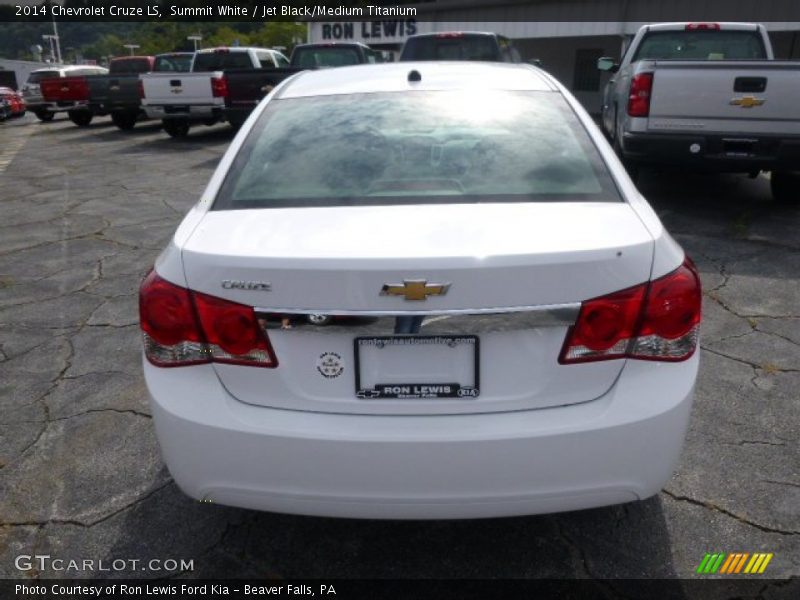 Summit White / Jet Black/Medium Titanium 2014 Chevrolet Cruze LS