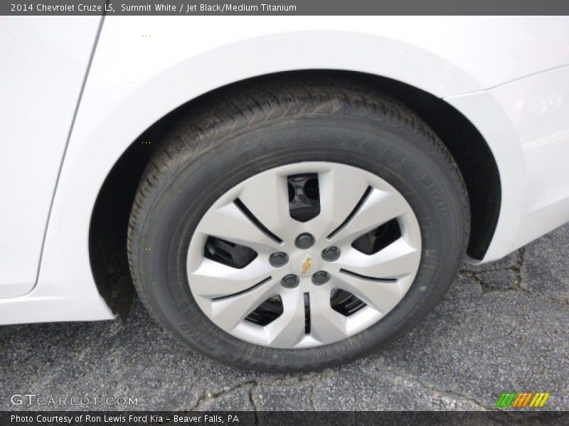 Summit White / Jet Black/Medium Titanium 2014 Chevrolet Cruze LS