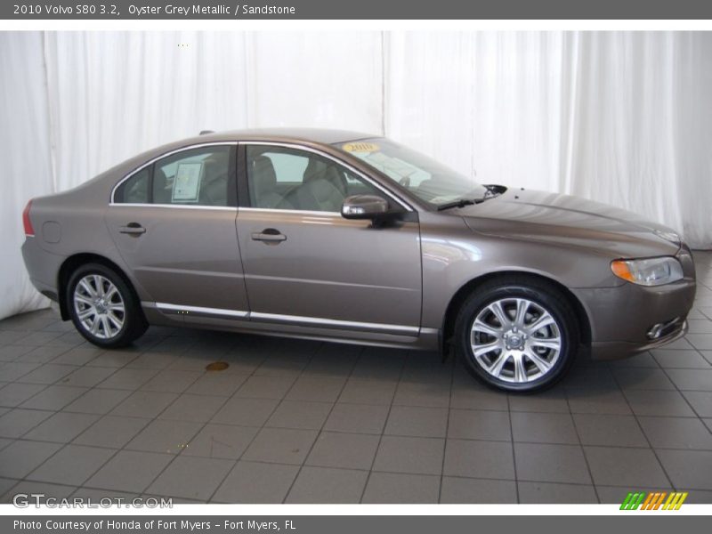 Oyster Grey Metallic / Sandstone 2010 Volvo S80 3.2