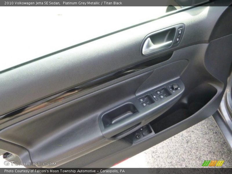 Platinum Grey Metallic / Titan Black 2010 Volkswagen Jetta SE Sedan