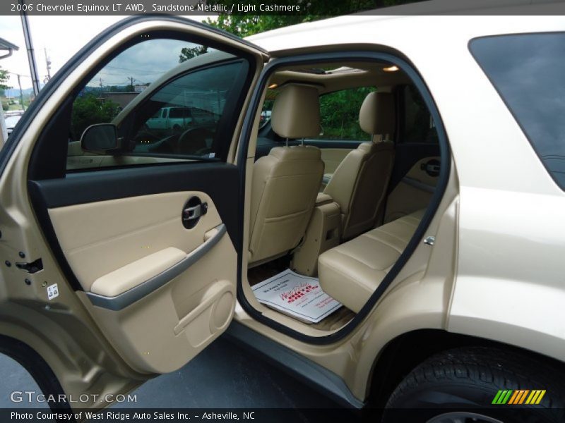 Sandstone Metallic / Light Cashmere 2006 Chevrolet Equinox LT AWD