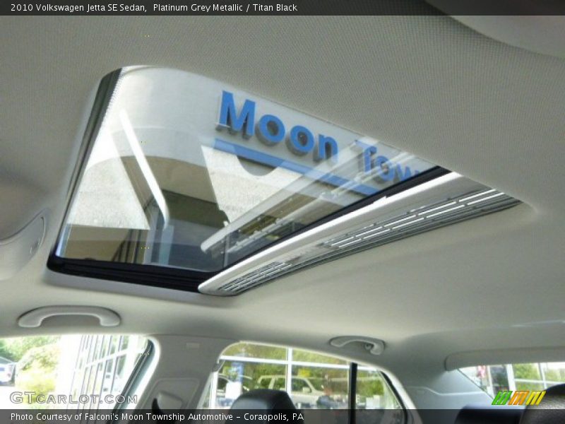 Platinum Grey Metallic / Titan Black 2010 Volkswagen Jetta SE Sedan
