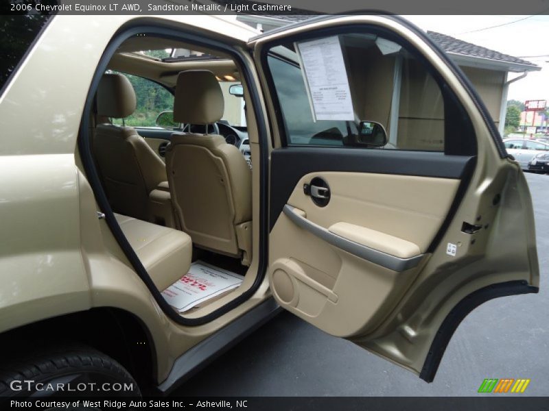 Sandstone Metallic / Light Cashmere 2006 Chevrolet Equinox LT AWD