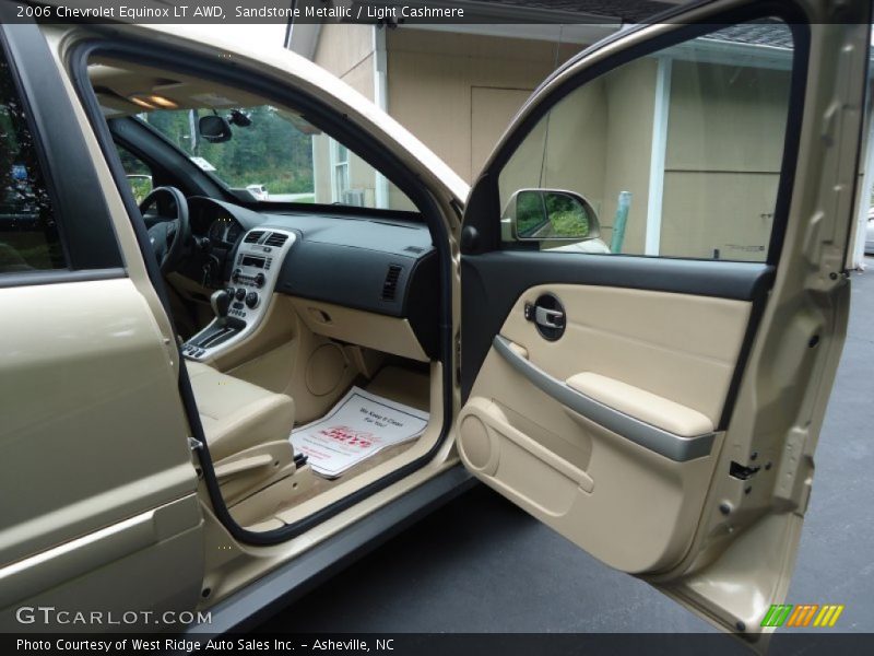 Sandstone Metallic / Light Cashmere 2006 Chevrolet Equinox LT AWD