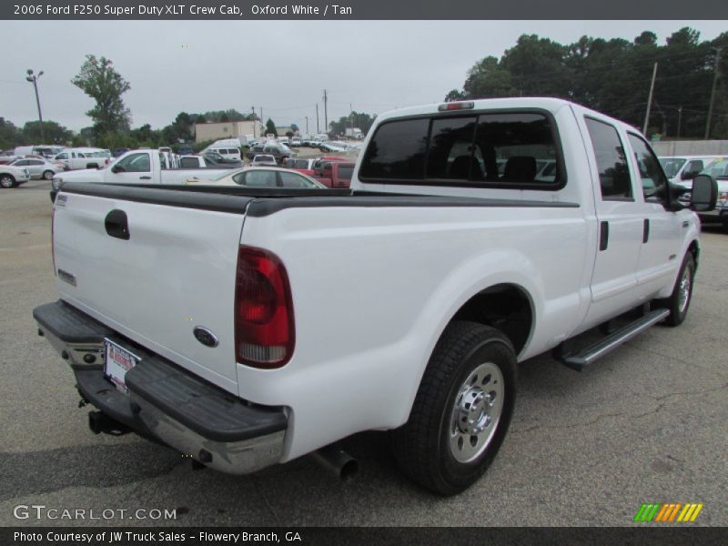 Oxford White / Tan 2006 Ford F250 Super Duty XLT Crew Cab