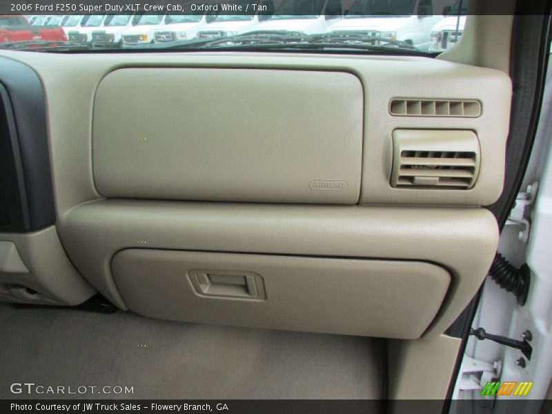 Oxford White / Tan 2006 Ford F250 Super Duty XLT Crew Cab