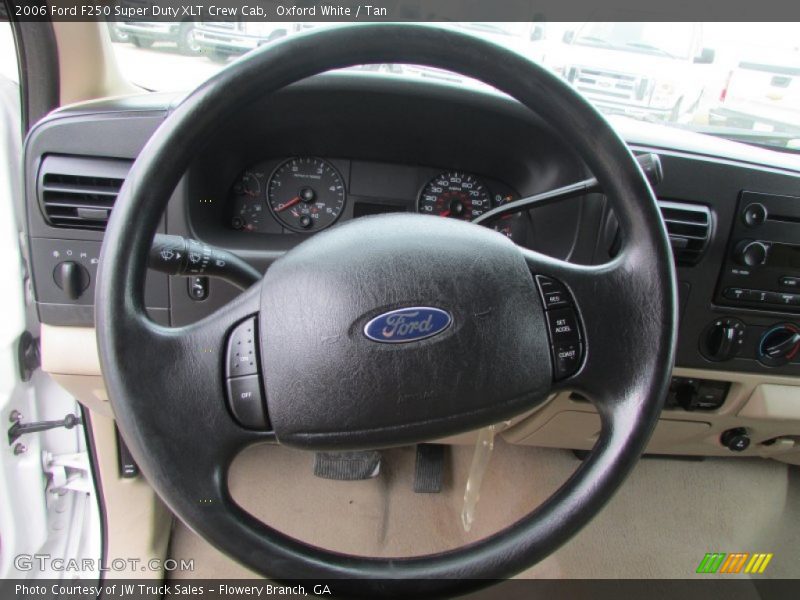 Oxford White / Tan 2006 Ford F250 Super Duty XLT Crew Cab
