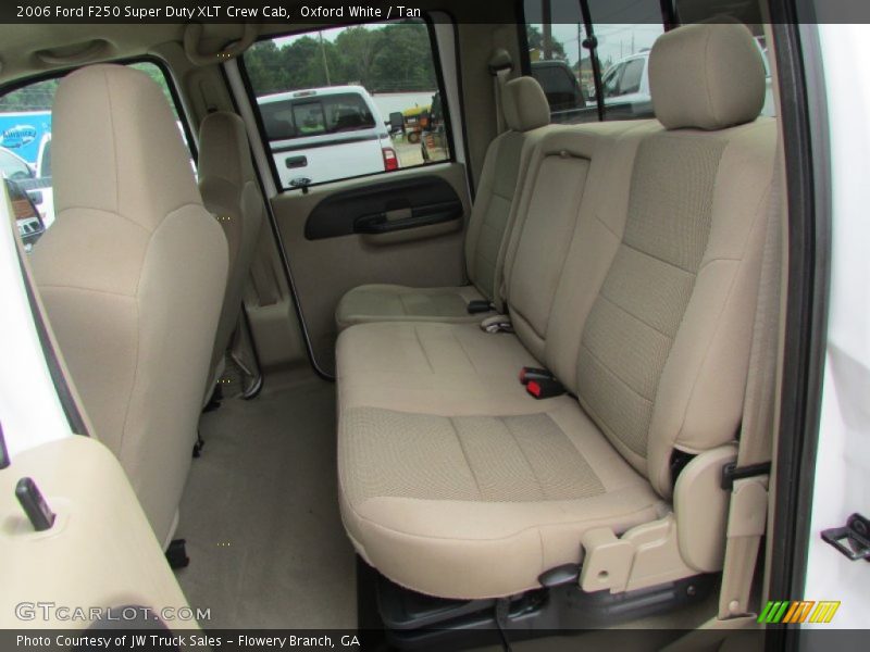 Oxford White / Tan 2006 Ford F250 Super Duty XLT Crew Cab
