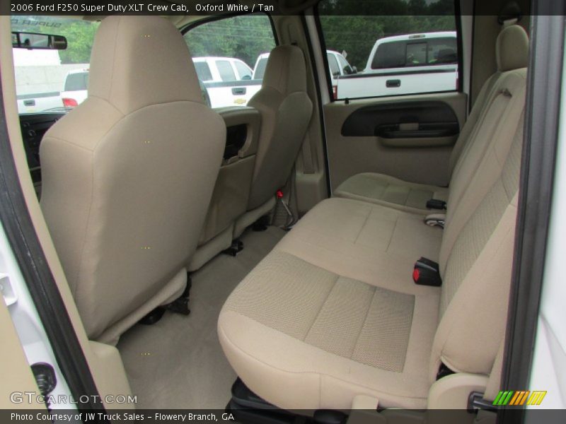Oxford White / Tan 2006 Ford F250 Super Duty XLT Crew Cab