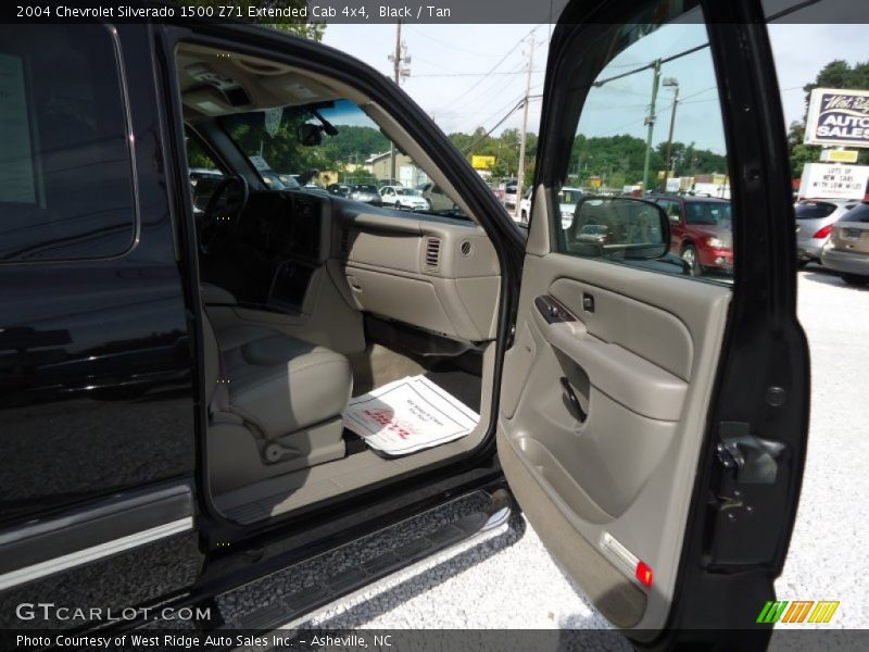 Black / Tan 2004 Chevrolet Silverado 1500 Z71 Extended Cab 4x4