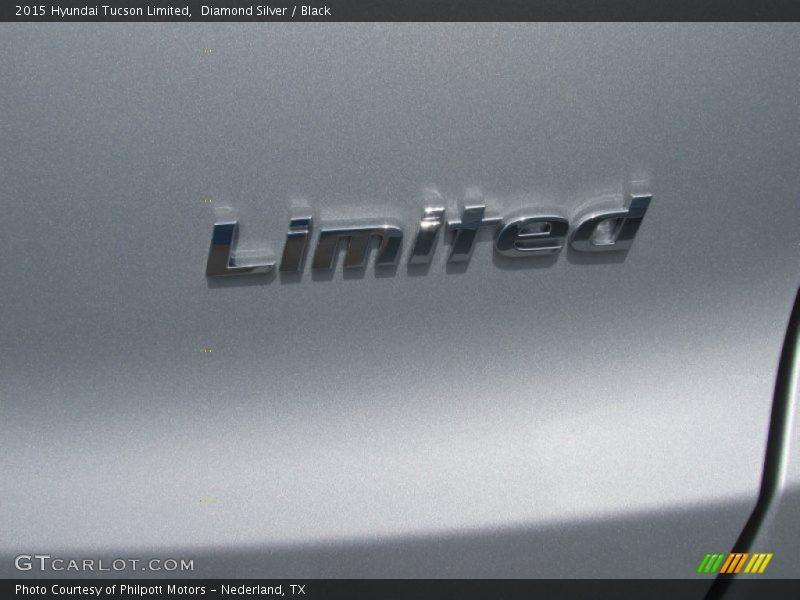 Diamond Silver / Black 2015 Hyundai Tucson Limited