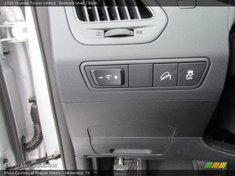 Diamond Silver / Black 2015 Hyundai Tucson Limited