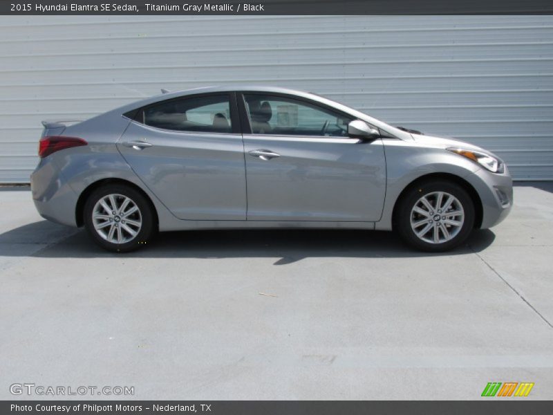 Titanium Gray Metallic / Black 2015 Hyundai Elantra SE Sedan