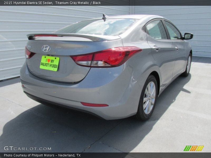Titanium Gray Metallic / Black 2015 Hyundai Elantra SE Sedan