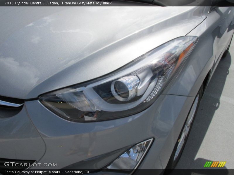 Titanium Gray Metallic / Black 2015 Hyundai Elantra SE Sedan
