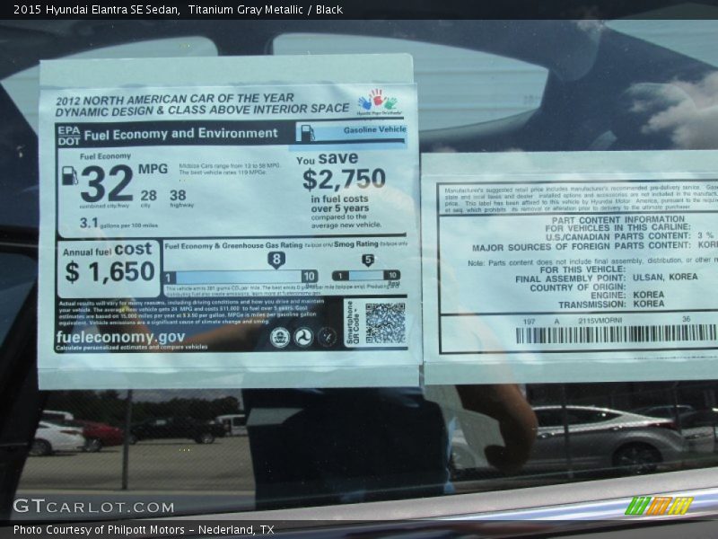 Titanium Gray Metallic / Black 2015 Hyundai Elantra SE Sedan