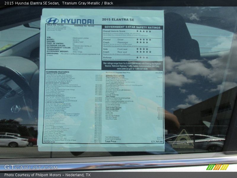 Titanium Gray Metallic / Black 2015 Hyundai Elantra SE Sedan