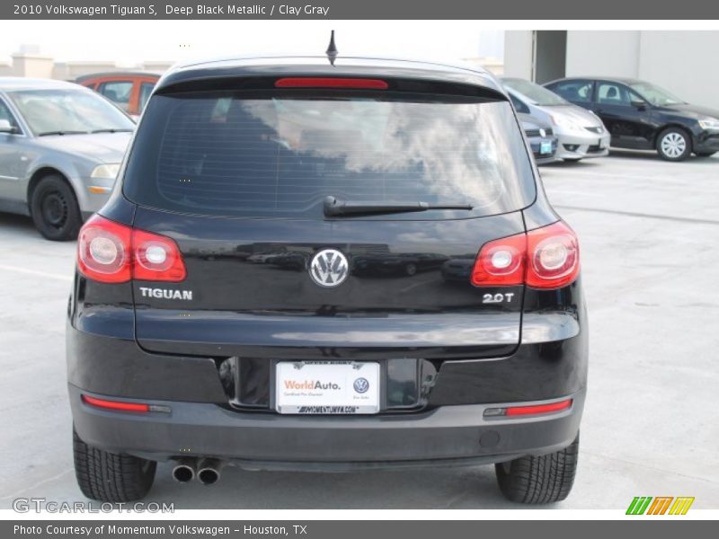 Deep Black Metallic / Clay Gray 2010 Volkswagen Tiguan S