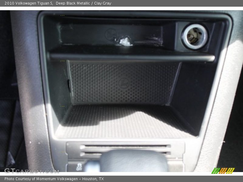 Deep Black Metallic / Clay Gray 2010 Volkswagen Tiguan S