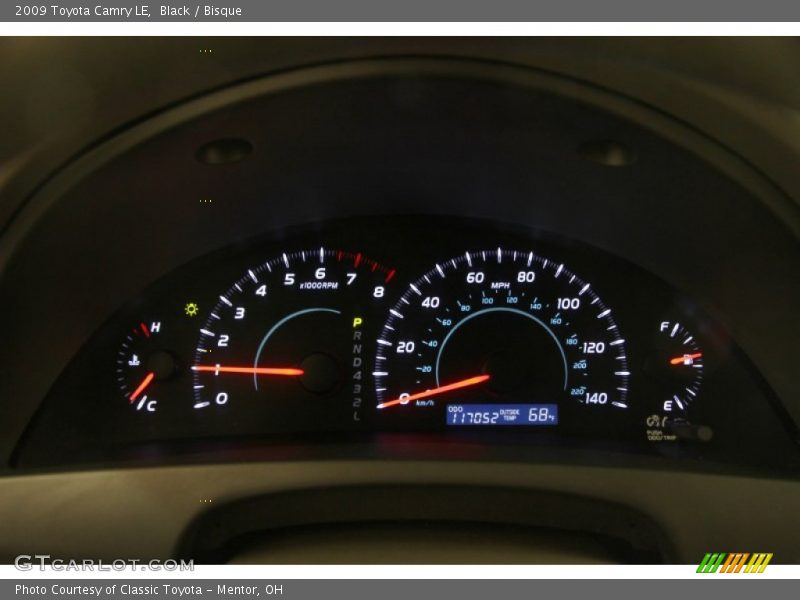 Black / Bisque 2009 Toyota Camry LE