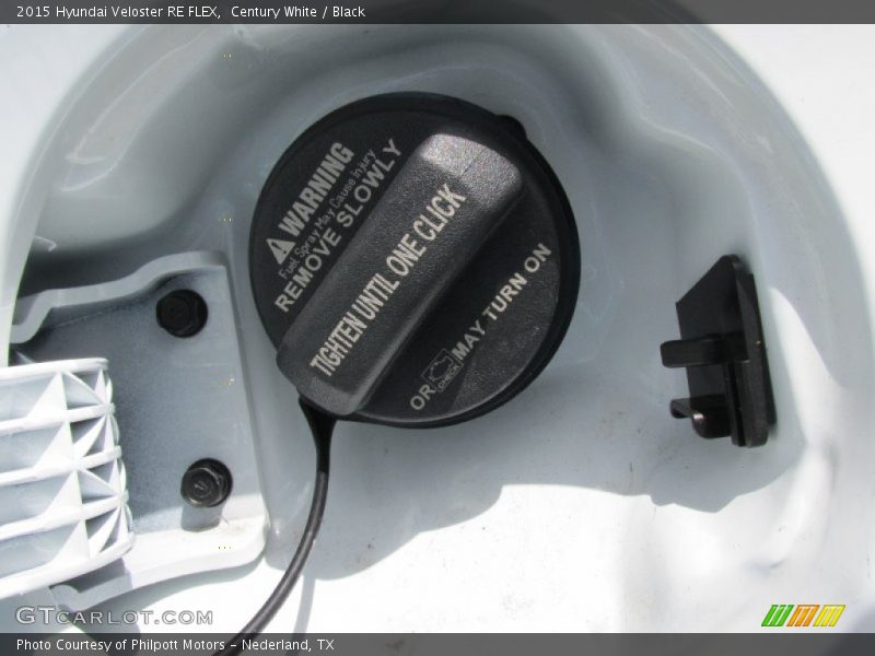 Century White / Black 2015 Hyundai Veloster RE FLEX