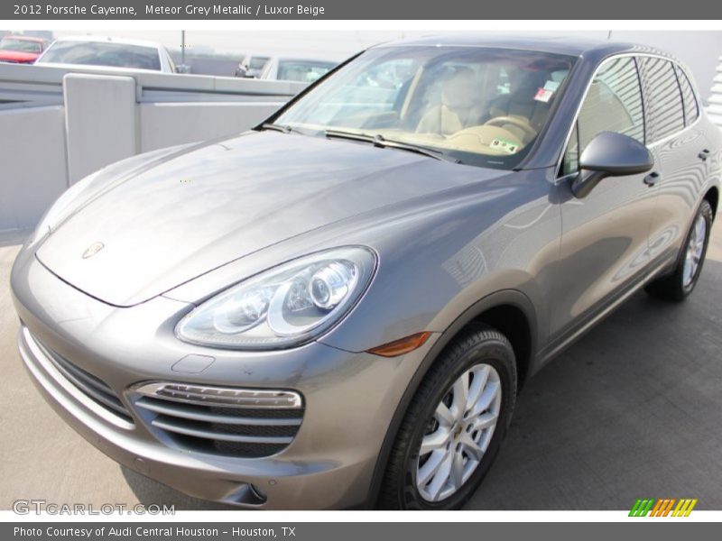 Meteor Grey Metallic / Luxor Beige 2012 Porsche Cayenne