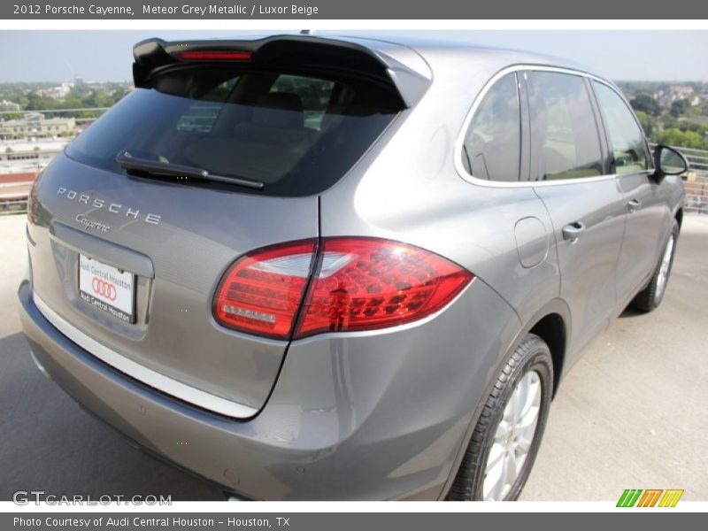 Meteor Grey Metallic / Luxor Beige 2012 Porsche Cayenne