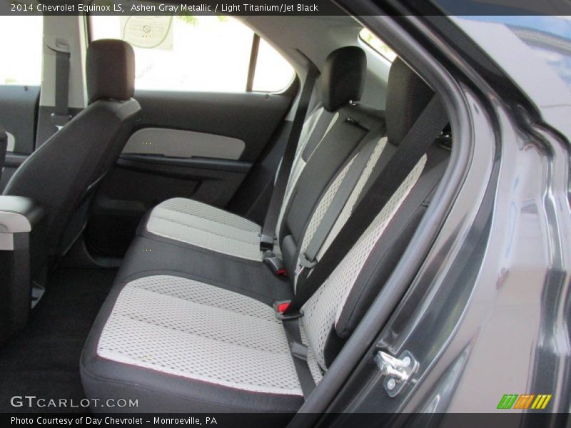 Ashen Gray Metallic / Light Titanium/Jet Black 2014 Chevrolet Equinox LS