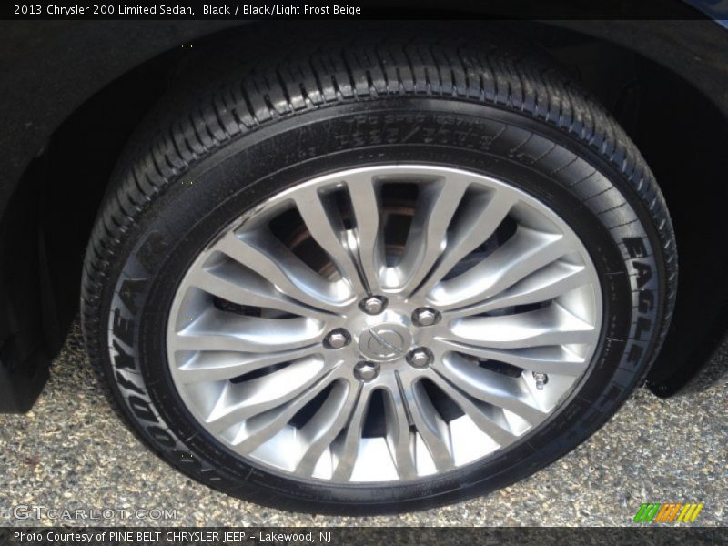 Black / Black/Light Frost Beige 2013 Chrysler 200 Limited Sedan