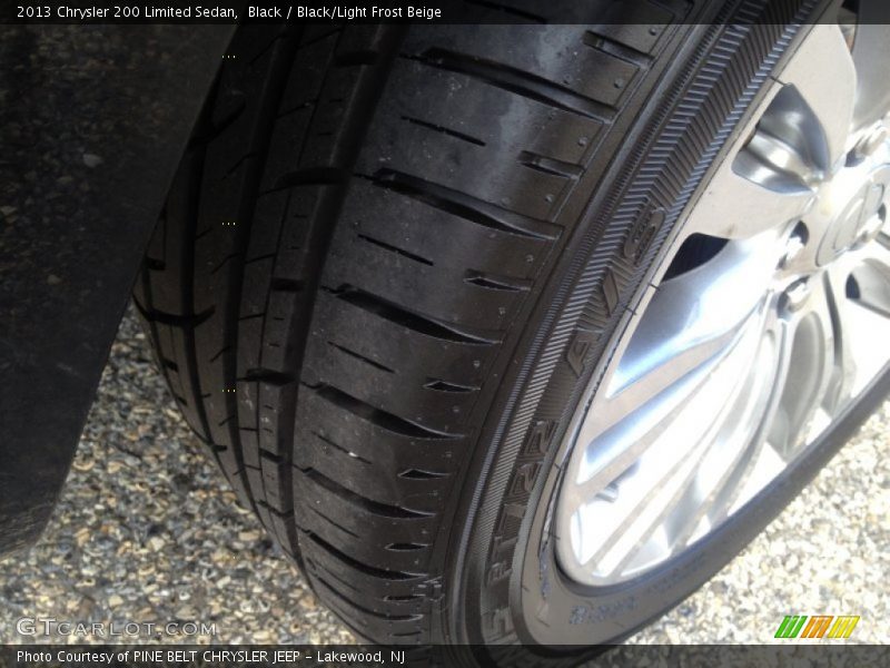 Black / Black/Light Frost Beige 2013 Chrysler 200 Limited Sedan
