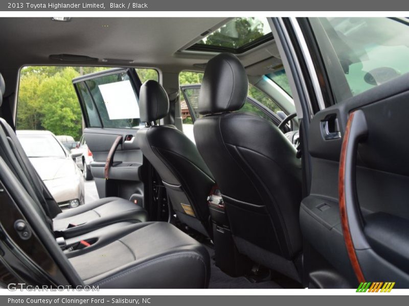 Black / Black 2013 Toyota Highlander Limited