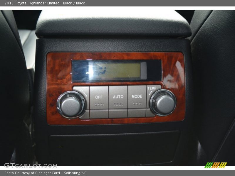 Black / Black 2013 Toyota Highlander Limited