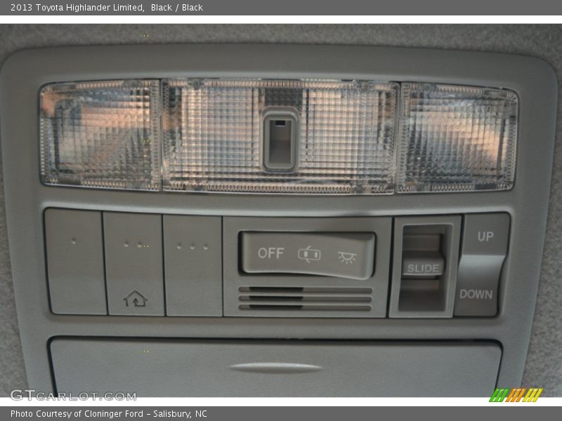 Black / Black 2013 Toyota Highlander Limited
