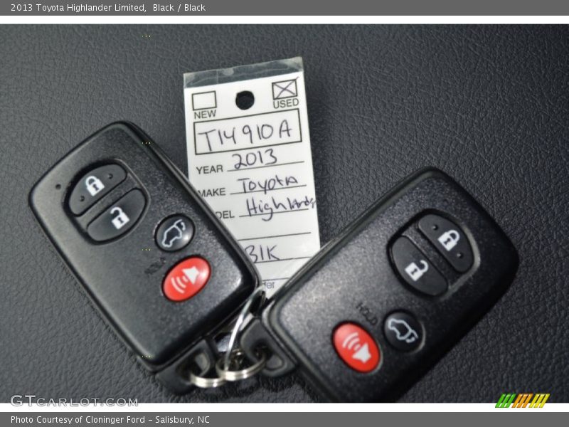 Black / Black 2013 Toyota Highlander Limited