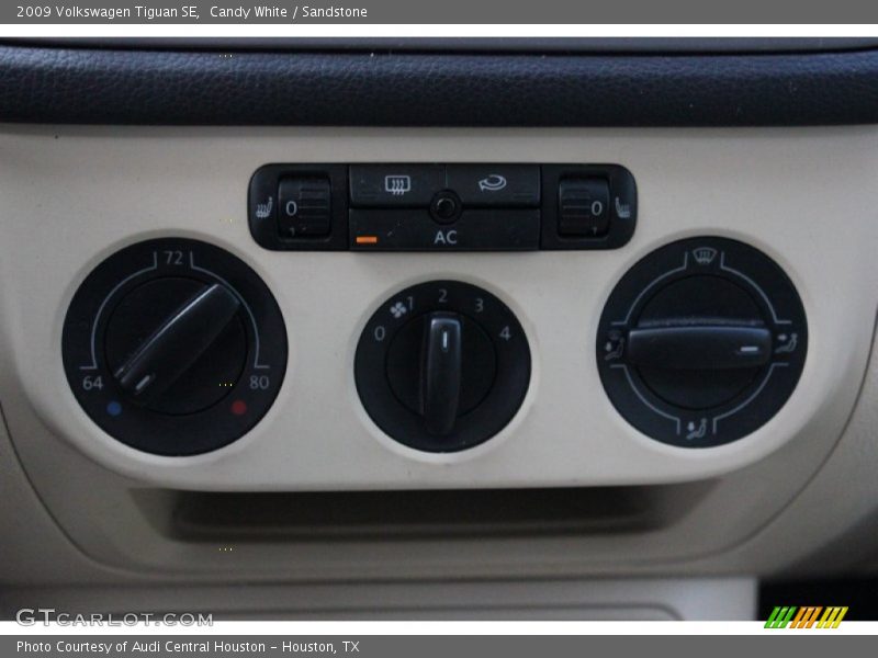 Candy White / Sandstone 2009 Volkswagen Tiguan SE