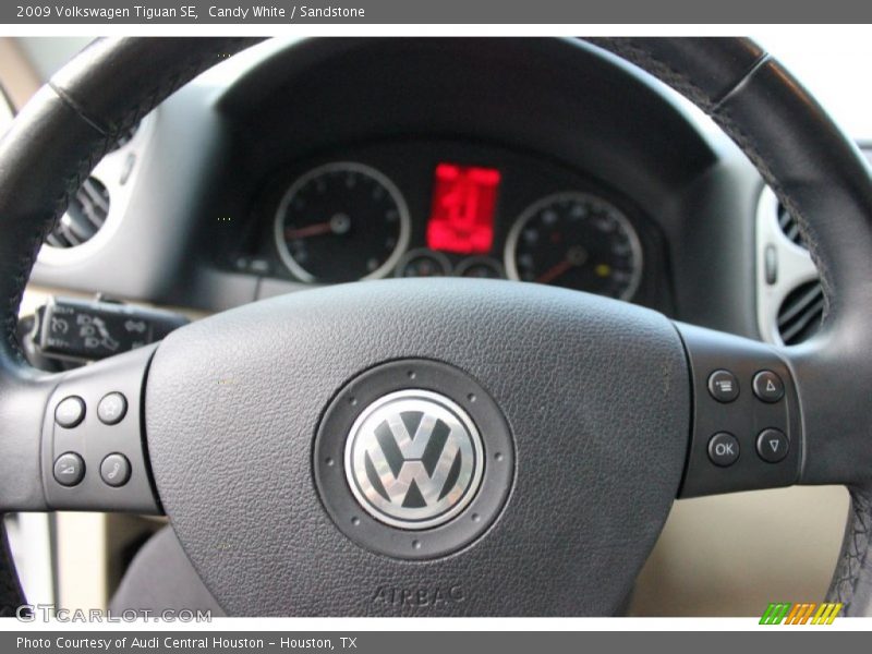 Candy White / Sandstone 2009 Volkswagen Tiguan SE