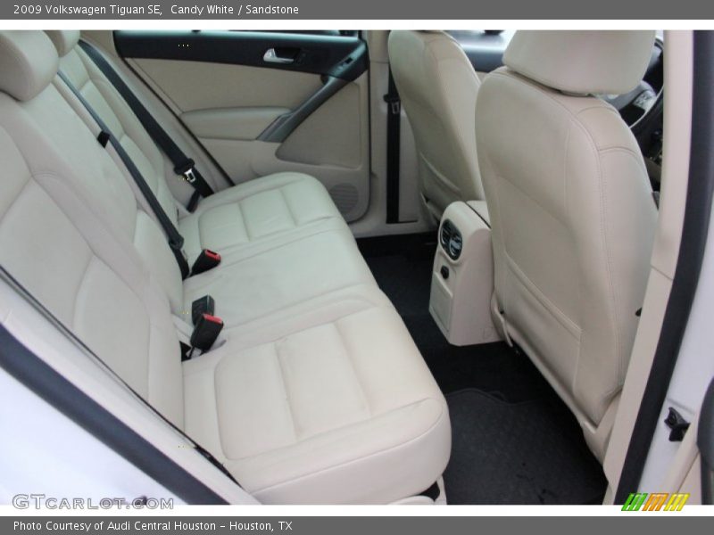 Candy White / Sandstone 2009 Volkswagen Tiguan SE
