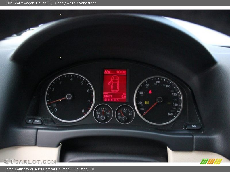 Candy White / Sandstone 2009 Volkswagen Tiguan SE
