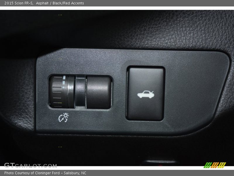 Asphalt / Black/Red Accents 2015 Scion FR-S