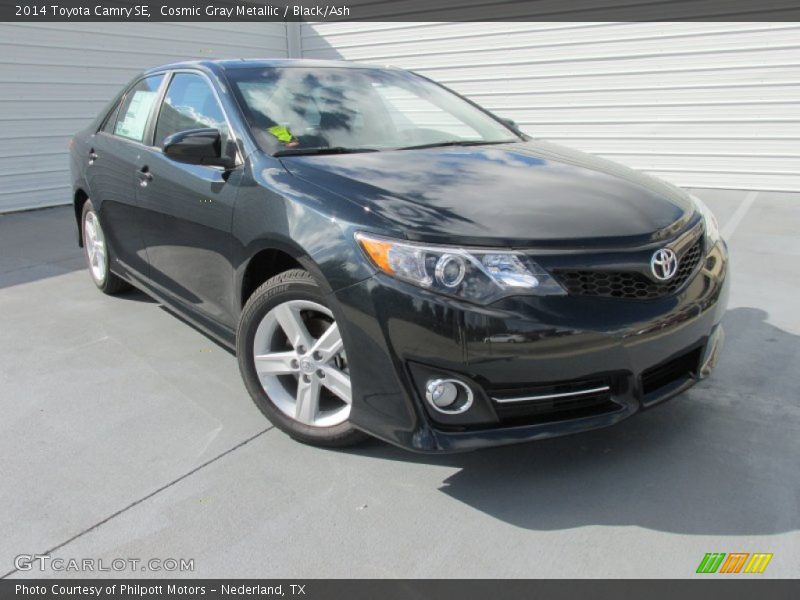 Cosmic Gray Metallic / Black/Ash 2014 Toyota Camry SE