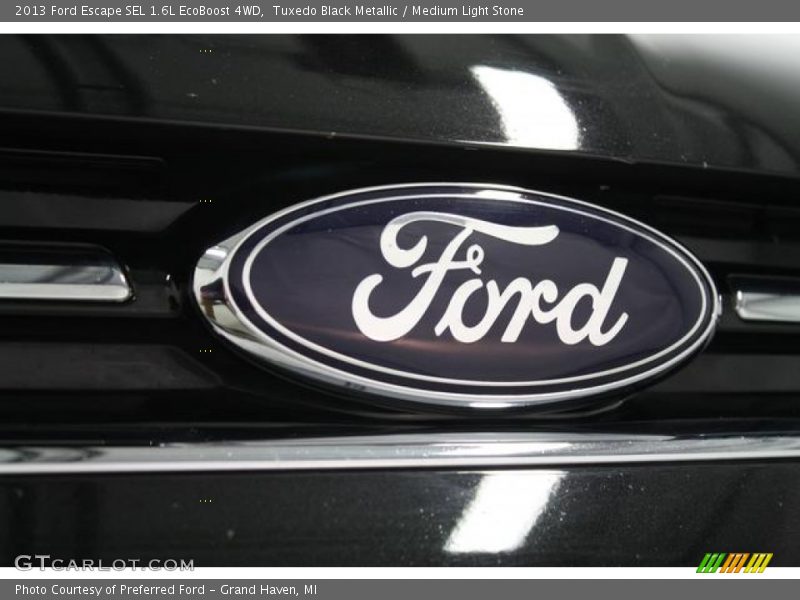 Tuxedo Black Metallic / Medium Light Stone 2013 Ford Escape SEL 1.6L EcoBoost 4WD
