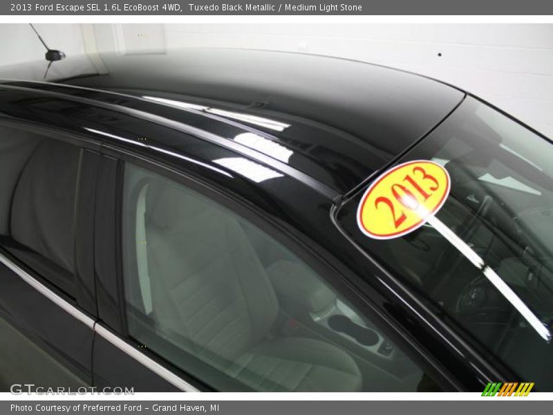 Tuxedo Black Metallic / Medium Light Stone 2013 Ford Escape SEL 1.6L EcoBoost 4WD