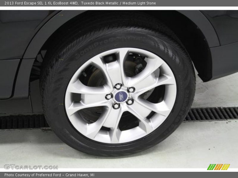 Tuxedo Black Metallic / Medium Light Stone 2013 Ford Escape SEL 1.6L EcoBoost 4WD